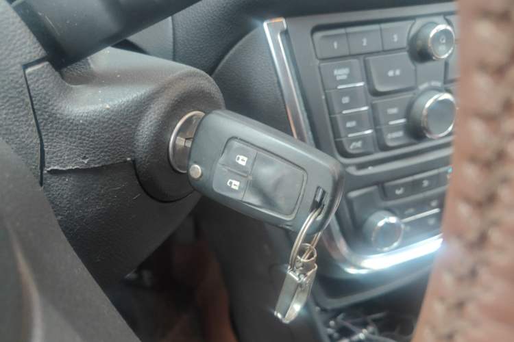 Used Buick Encore 2014 1.4T Automatic Two-Wheel Drive Urban Elite Model Vehicle Key