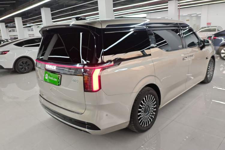 Used Zeekr 009 2022 Revised Model ME Edition