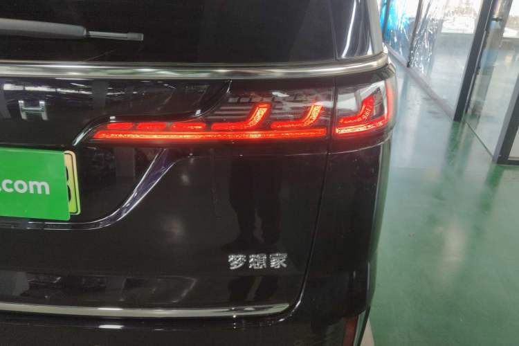 Used VOYAH Dream 2022 Low-Carbon Edition Home