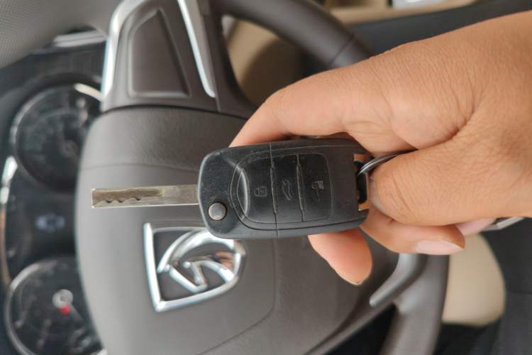 Used Baojun 730 2016 1.5L Manual Comfort Version 7 Seats China V Emission Standard