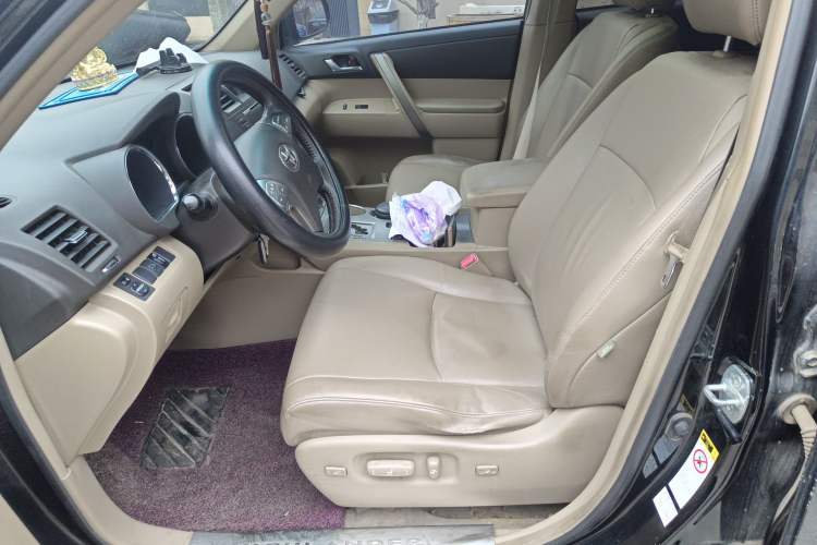 Used Toyota Highlander 2009 3.5L 4x4 7-Seater Luxury Edition Left Front Seat