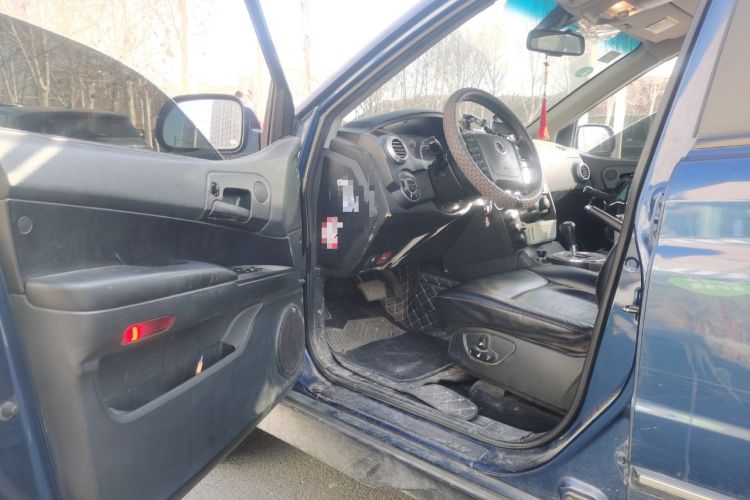 Used SsangYong Actyon 2014 2.3L Two-Wheel Drive Automatic Elite Gasoline Version
