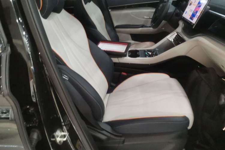 Used BYD Song PLUS New Energy 2024 Honor Edition EV 520km Luxury Model