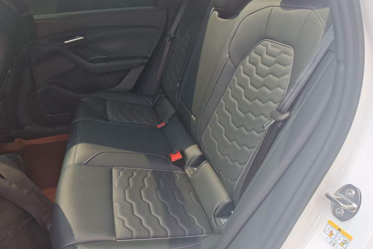 Used Audi Q6L e-tron 2026 Ultra-Long Range Edition Left Rear Seat