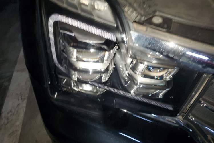 Used GAC Trumpchi GS8 2017 320T Two-Wheel Drive Luxury Smart Connectivity Version (7 Seats)