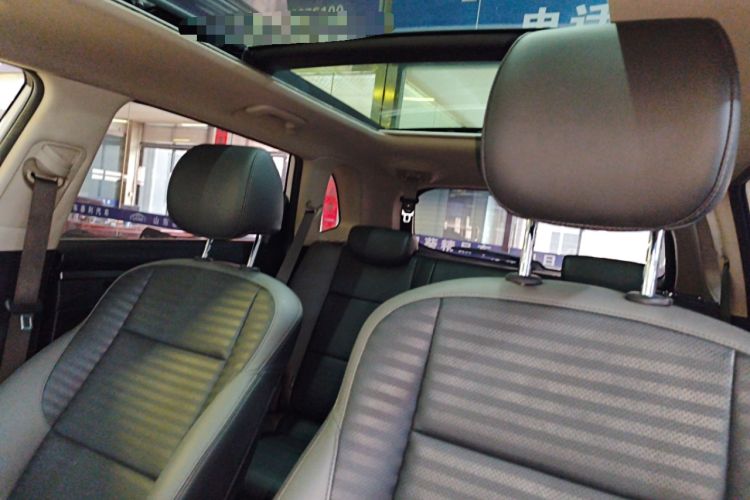 Used Kia Sportage R 2018 2.0L Automatic Smart Luxury Version China V Standard Headliner