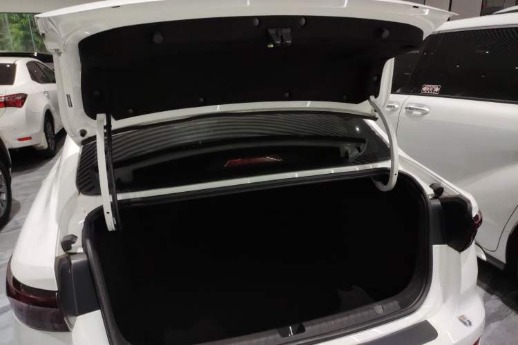 Used Geely Auto Emgrand 2022 4th Generation 1.5L CVT Luxury Model