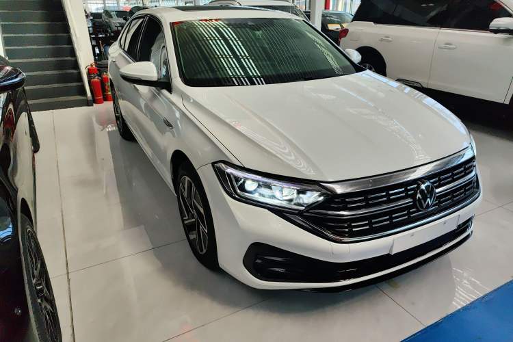 Used Volkswagen Sagitar 2023 300TSI DSG Excellence Edition

