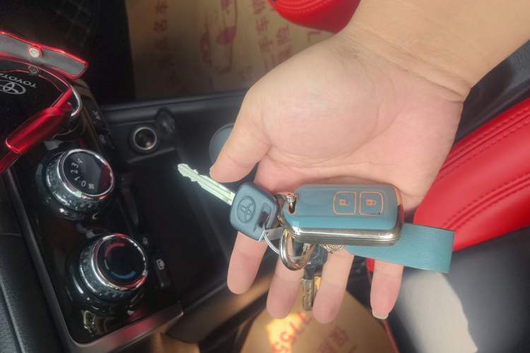 Used Toyota YARiS L Zhi Xuan 2022 X-Trail 1.5L CVT Leading PLUS Edition
