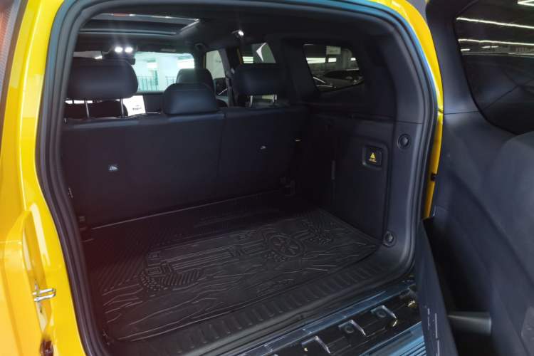 Used Deepal G318 2025 Worry-Free Adventure Edition Four-Wheel Drive Secret Realm Version
