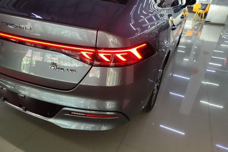 Used BYD Qin PLUS 2023 Champion Edition EV 420KM Superior Model
