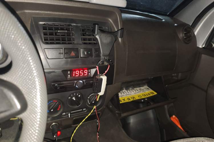 Used Dongfeng Xiaokang K07S 2021 1.2L High-Performance Deluxe Edition DK12 Audio And AC Panel