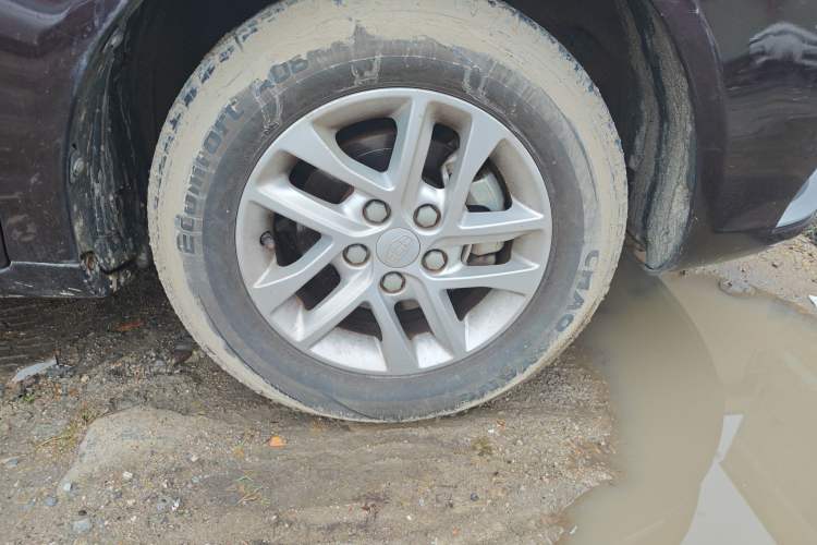 Used Geely Auto Emgrand 2016 Sedan 1.5L Manual Luxury Model