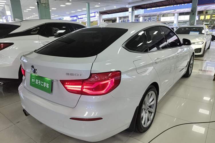 Used BMW 3 Series GT 2019 320i Sport Edition
