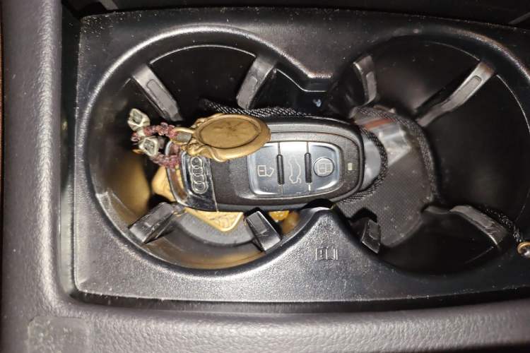 Used Audi A6L 2018 30th Anniversary Edition 35 TFSI Fashion Model
