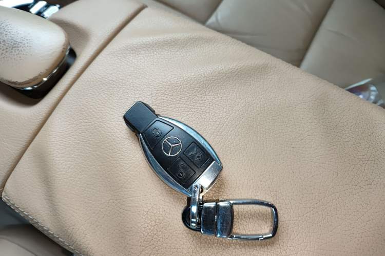 Used Mercedes-Benz S-Class 2010 S 300 L Business Model