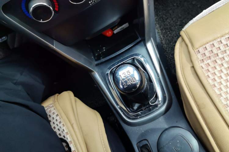 Used Chery Tiggo 3 2015 1.6L Manual Fashion Sport Edition
