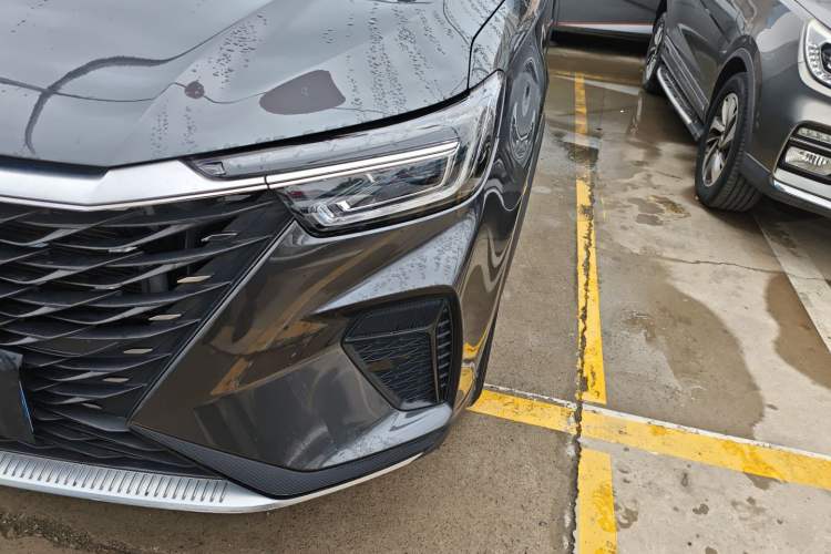 Used Roewe RX5 2023 PLUS 330TGI Automatic Trendsetting Smart Edition