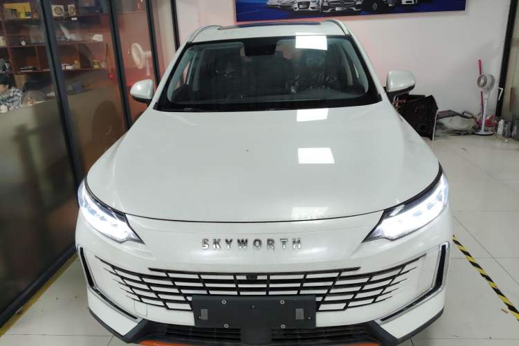 Used Skyworth HT-i 2022 1.5L PHEV 115KM Smart Drive Edition Front