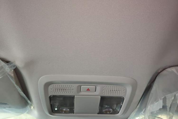 Used Dongfeng Aeolus SKY EV01 2025 530 km AIR Elite Edition
