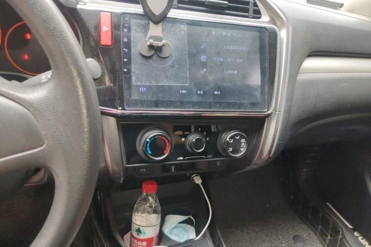 Used Honda Gienia 2017 1.5L Manual Classic Edition
