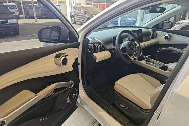 Used BYD Yuan PLUS 2023 Champion Edition 510KM Superior Model Driver Seat