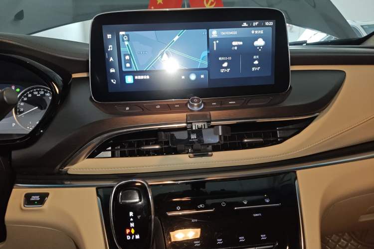 Used Buick GL8 2023 Facelifted Land Cruiser Executive Luxury Version
