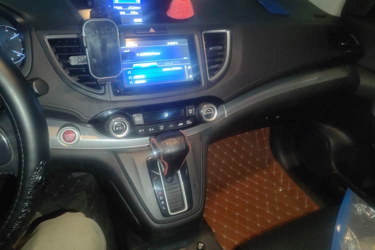 Used Honda CR-V 2015 2.4L two-wheel drive luxury version
