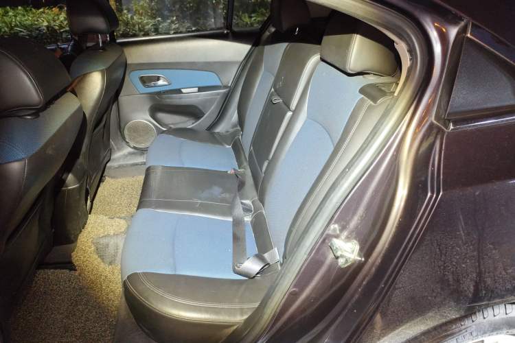 Used Chevrolet Cruze 2011 1.6T SE MT