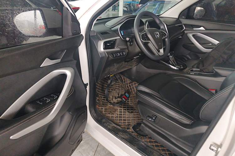 Used Baojun 530 2020 1.5T CVT Prestige Connected Version 7 Seats
