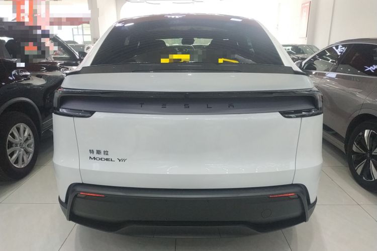 Used Tesla Model Y L 2025 Model Long-Range All-Wheel-Drive Version Rear