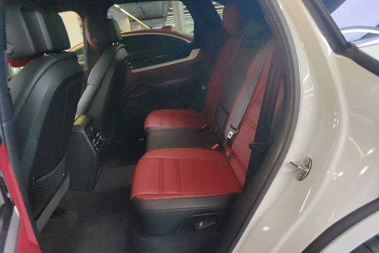 Used Porsche Cayenne 2025 Cayenne 3.0T Left Rear Seat