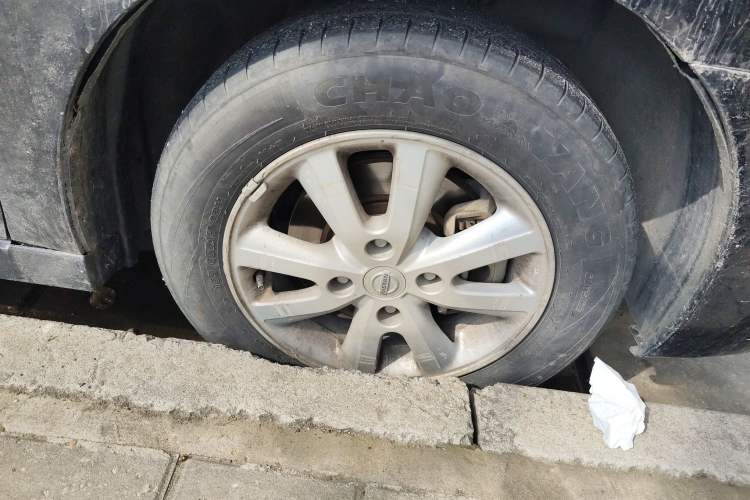 Used Nissan Sylphy 2012 Classic 1.6XL Manual Luxury Edition Right Front Wheel Hub