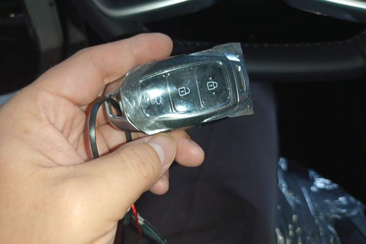 Used Hyundai Elantra 2023 1.5L CVT GLX Elite Edition Interior 1