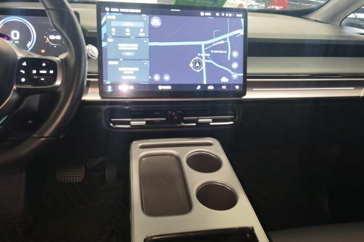 Used AION Y 2022 Plus 70 Tech Edition Audio And AC Panel