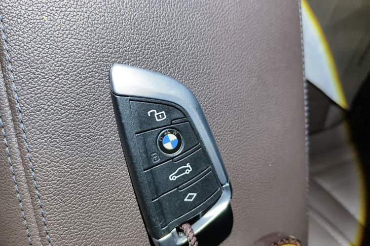 Used BMW 3 Series 2020 325Li First Edition
