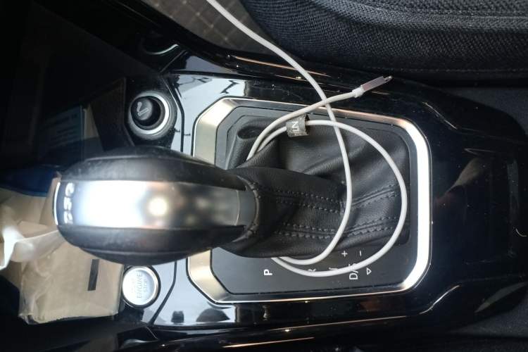 Used Volkswagen T-ROC 2020 280TSI DSG Two-Wheel Drive Comfort Version