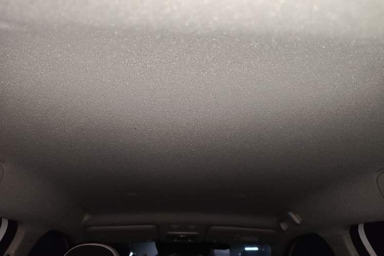 Used ORA Black Cat 2022 405 km Long-Range Version Ternary Lithium Headliner