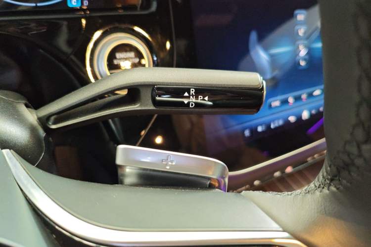 Used Mercedes-Benz E-Class 2025 E 300 L Luxury Model Gear Lever