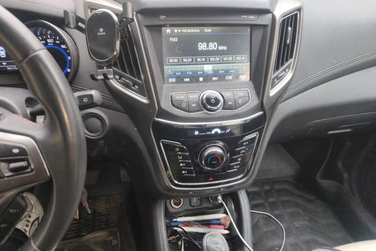 Used Changan CS35 2016 1.6L Automatic Luxury Model China V Standard