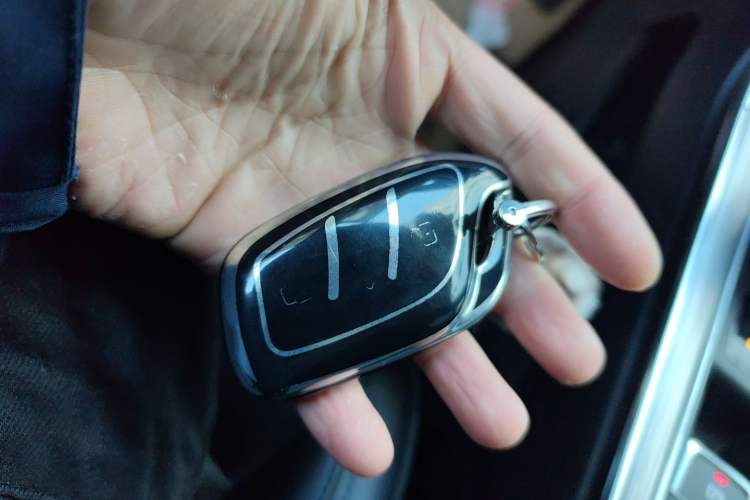 Used Roewe RX5 2022 330TGI Automatic National Style Edition