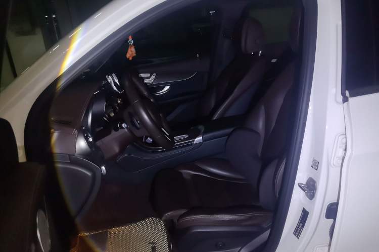 Used Mercedes-Benz GLC 2020 GLC 260 L 4MATIC Luxury Model Left Front Seat