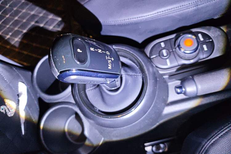 Used MINI MINI 2023 1.5T ONE