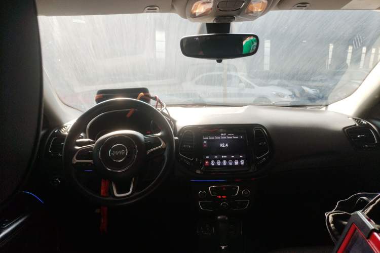 Used Jeep Compass 2019 220T Automatic Family Edition