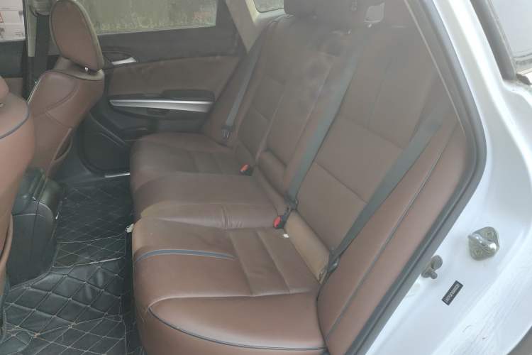 Used Honda Crosstour 2016 2.4L Luxury Edition