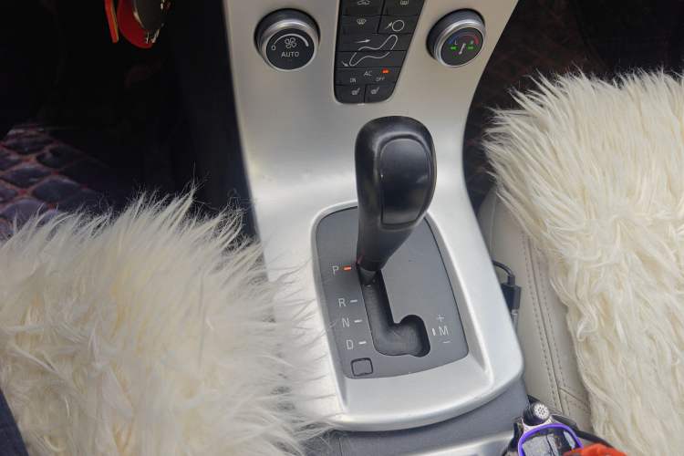 Used Volvo C30 2012 2.0L Aktiv Dynamic Package Edition
