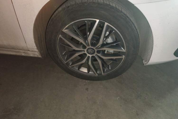 Used BYD Qin PLUS 2021 EV 500KM Luxury Model
