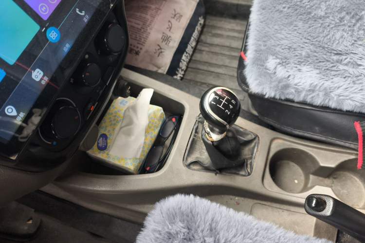 Used Wuling Rongguang V 2016 1.5L Practical Version
