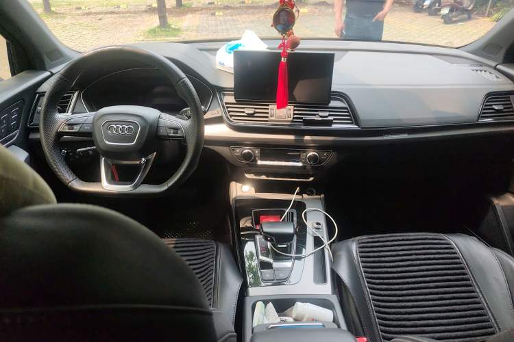 Used Audi Q5L Sportback 2022 45 TFSI Prestige Edition Center Console