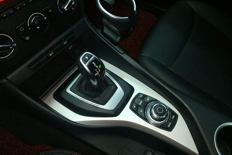 Used BMW X1 2014 sDrive18i Fashion Model
